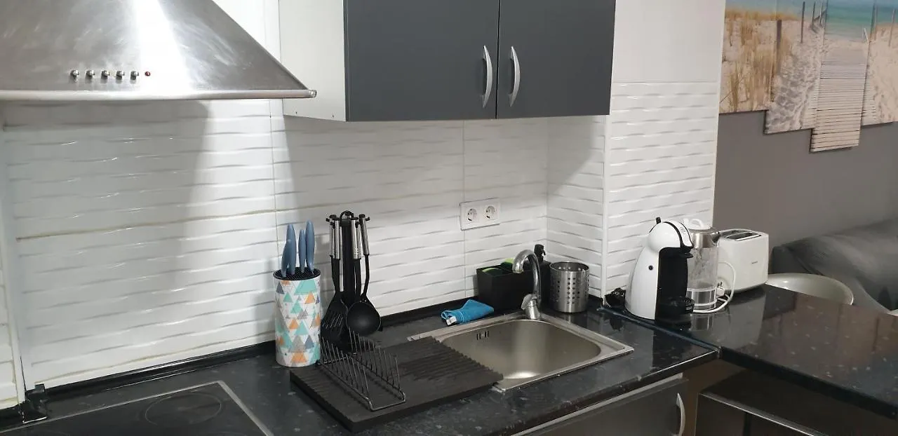con vistas al mar y la piscinas!! Apartamento Benalmádena 0*,